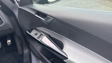 Volkswagen ID.3 150kW Family Pro Performance 58kWh 5dr Auto Electric Hatchback